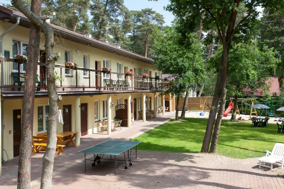 Pod Filarami Pobierowo Hotel Bagian luar foto